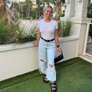 Meet your Posher, Sari